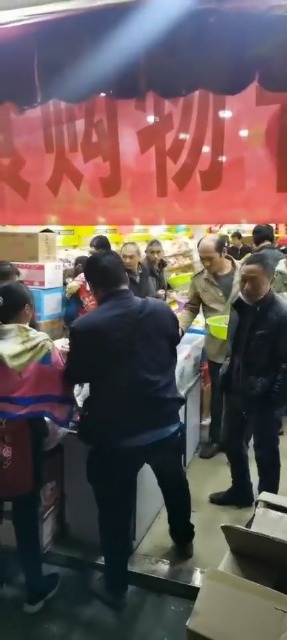 熱烈祝賀云南昆明官渡雙鳳加盟店雙十二零食購(gòu)物節(jié)促銷(xiāo)活動(dòng)圓滿(mǎn)成功